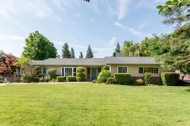 $545,000 | 450 West Alluvial Avenue, Clovis, CA 93611