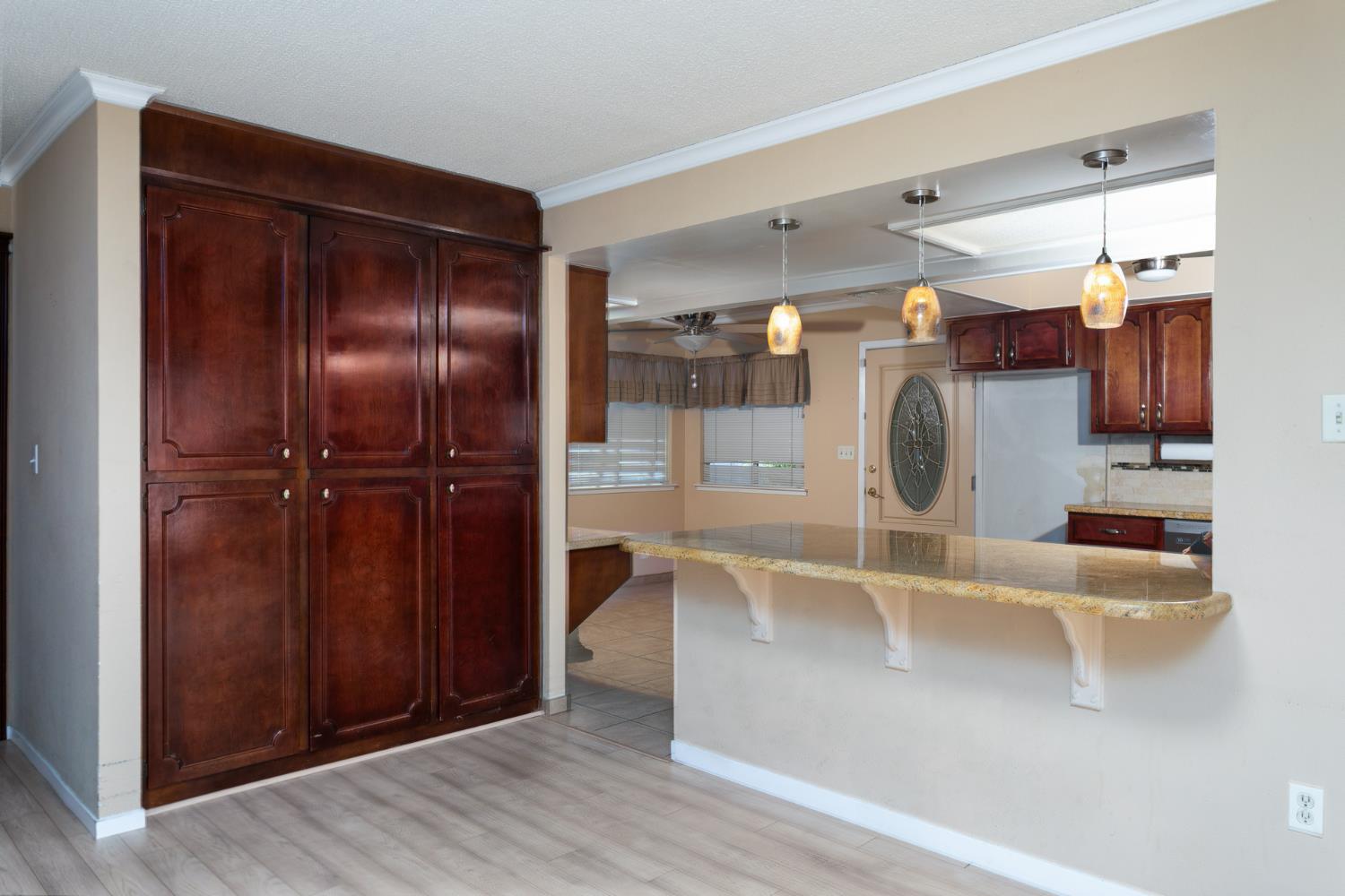 450 West Alluvial Avenue Clovis, CA 93611 - Photo 19 of 79