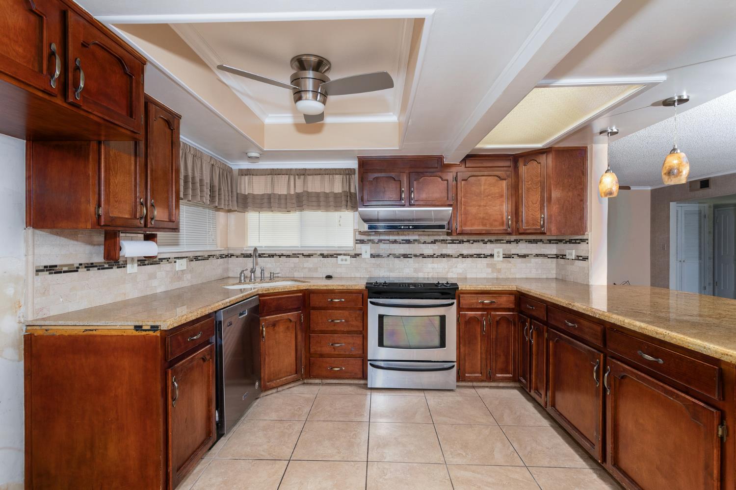 450 West Alluvial Avenue Clovis, CA 93611 - Photo 21 of 79