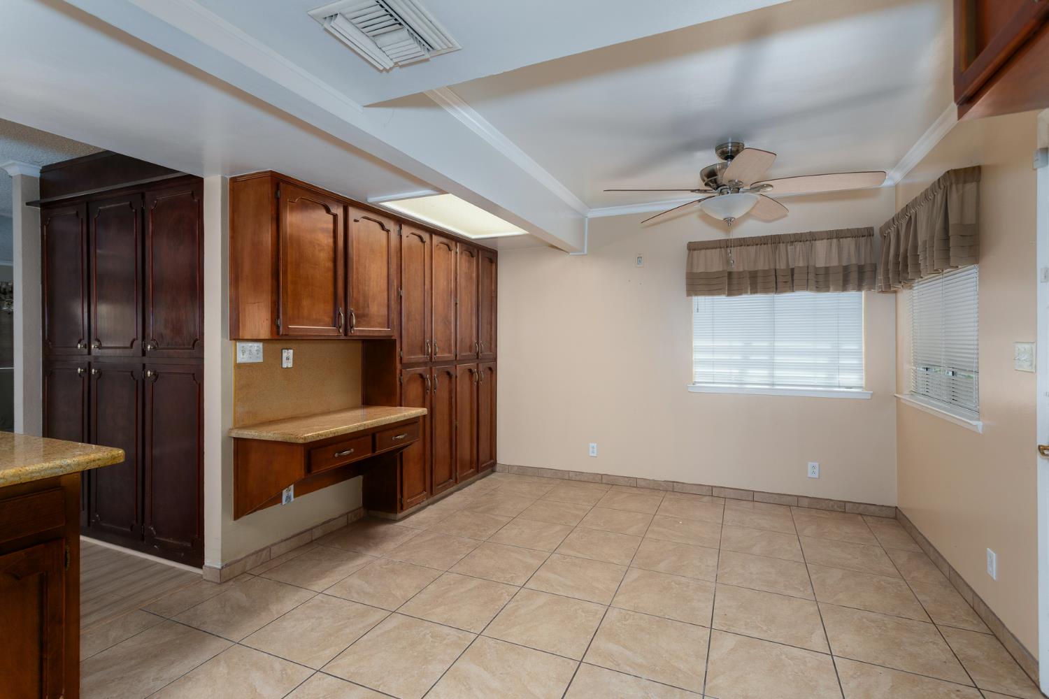 450 West Alluvial Avenue Clovis, CA 93611 - Photo 23 of 79