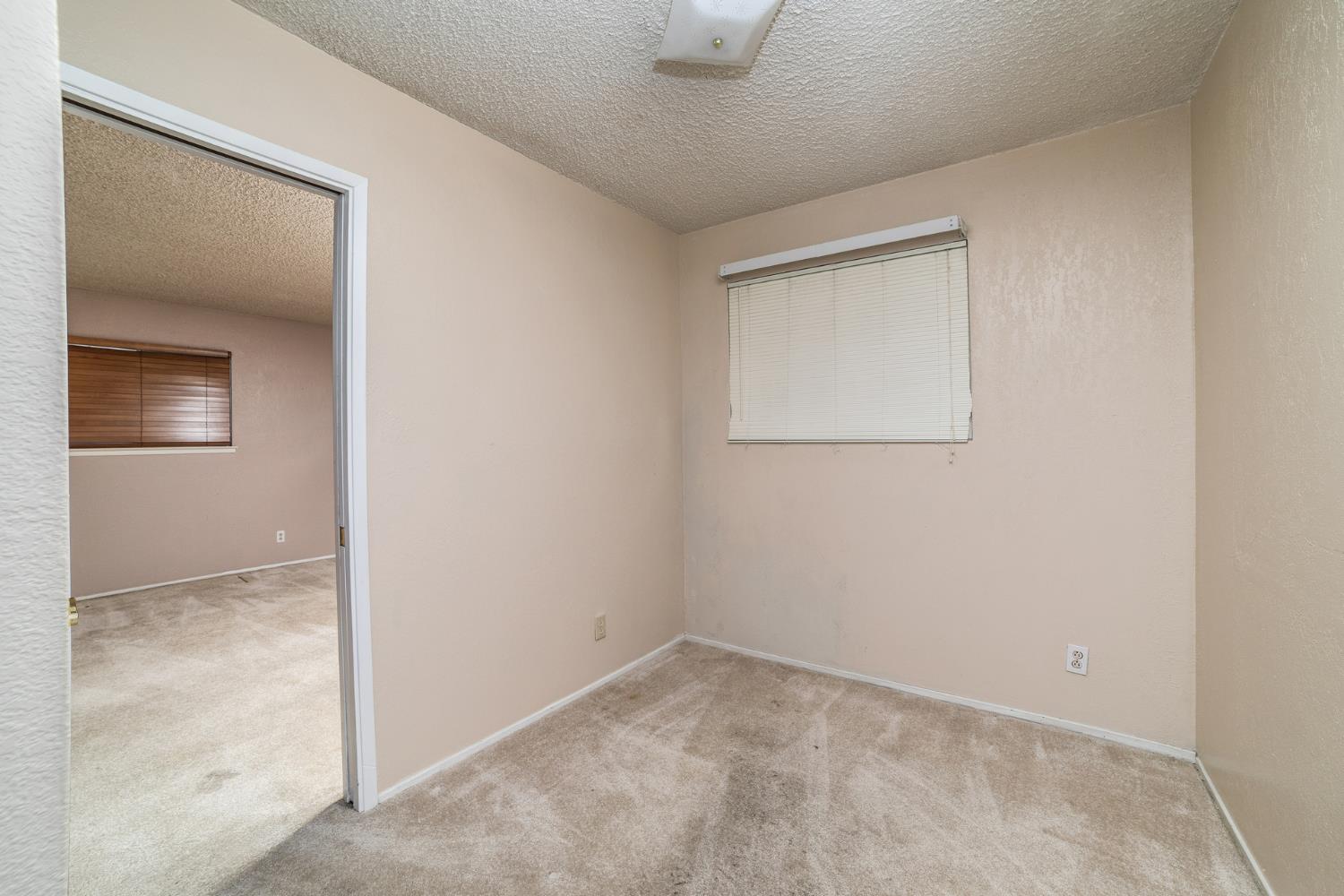 450 West Alluvial Avenue Clovis, CA 93611 - Photo 31 of 79