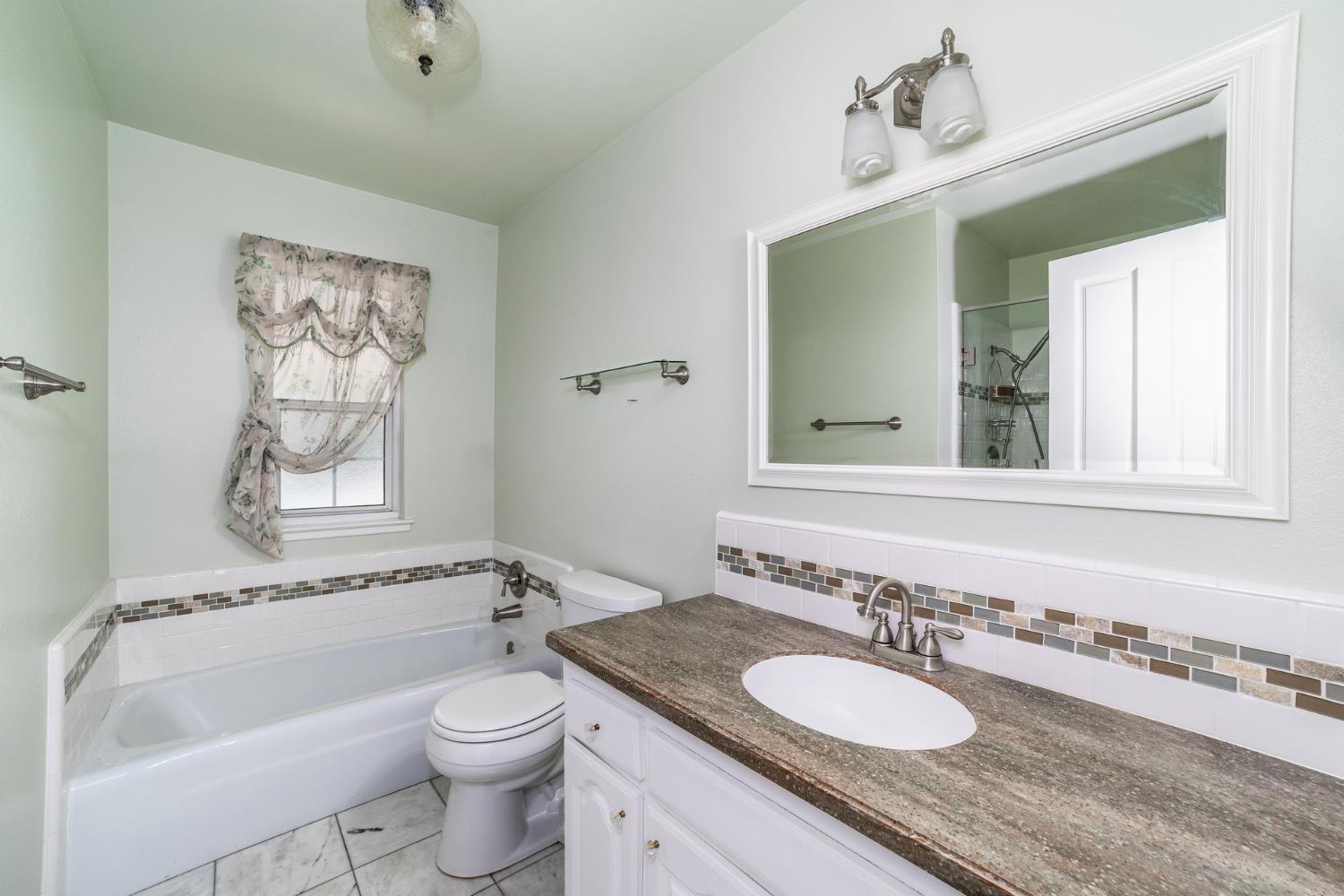 450 West Alluvial Avenue Clovis, CA 93611 - Photo 35 of 79