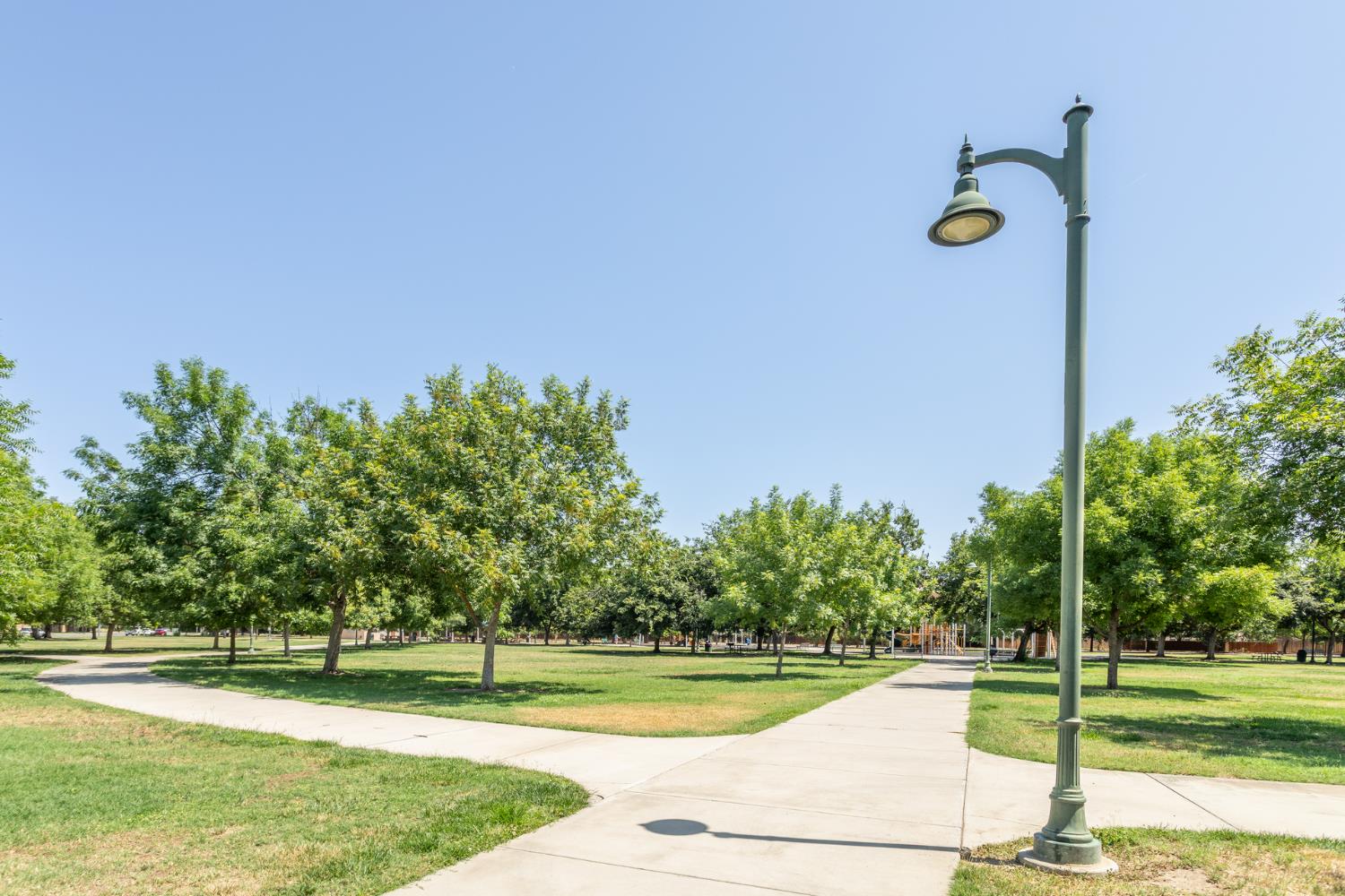 450 West Alluvial Avenue Clovis, CA 93611 - Photo 60 of 79