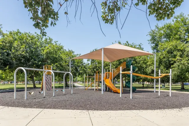 $545,000 | 450 West Alluvial Avenue, Clovis, CA 93611