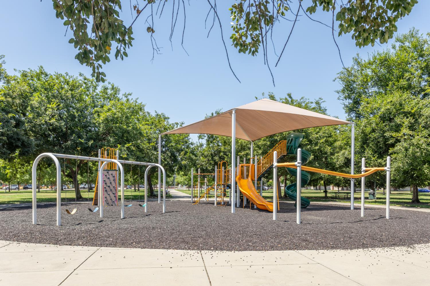 450 West Alluvial Avenue Clovis, CA 93611 - Photo 69 of 79