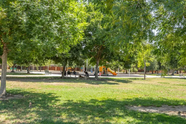 $545,000 | 450 West Alluvial Avenue, Clovis, CA 93611