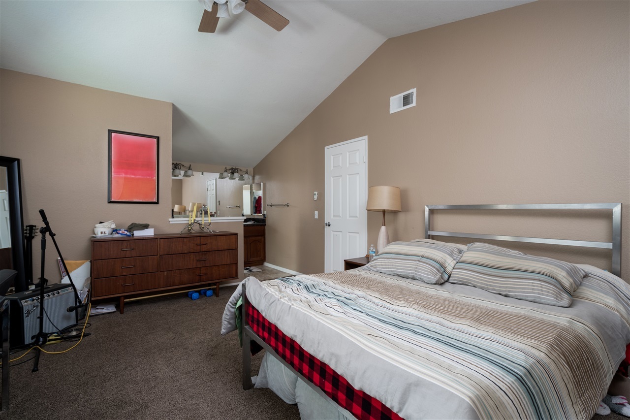 180 Foussat Road Oceanside, CA 92054 - Photo 16 of 25 Gallery Image 16