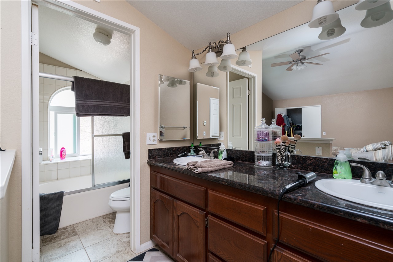 180 Foussat Road Oceanside, CA 92054 - Photo 17 of 25 Gallery Image 17