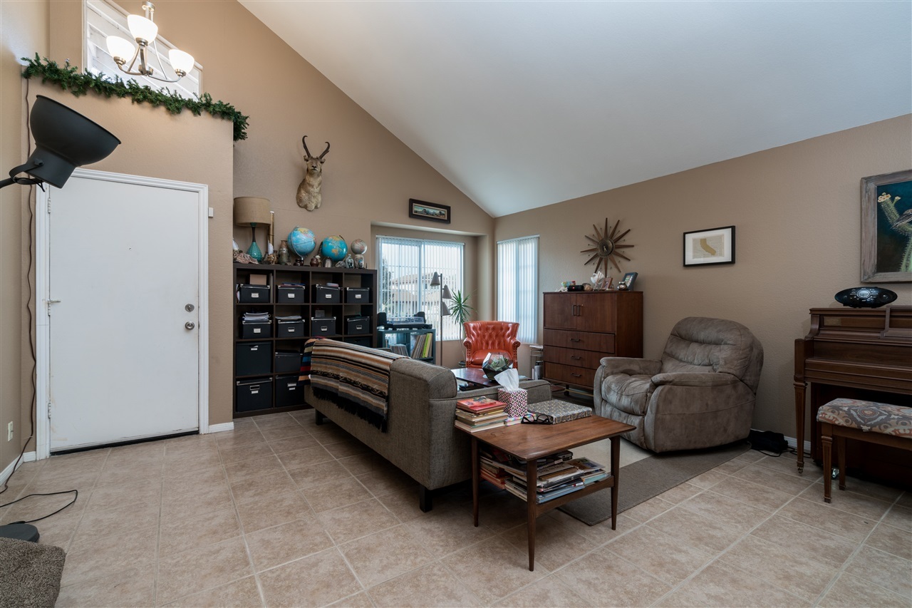 180 Foussat Road Oceanside, CA 92054 - Photo 3 of 25 Gallery Image 3
