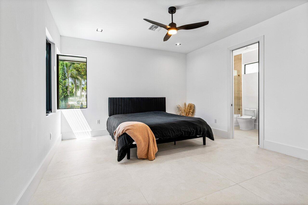 4825 Bocaire Boulevard Boca Raton, FL 33487 - Photo 26 of 63 023-4825BocaireBoulevard-BocaRaton-FL-33