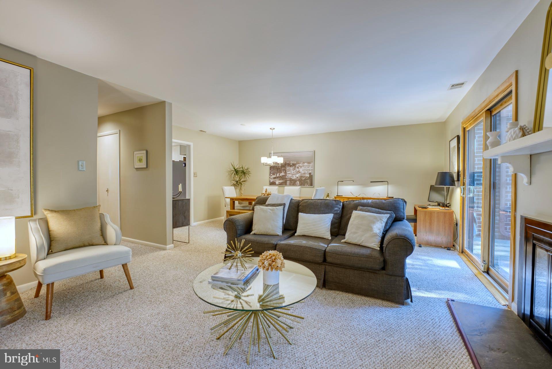 2023 Approach Lane Reston, VA 20191 - Photo 11 of 30 Open and Versatile Space