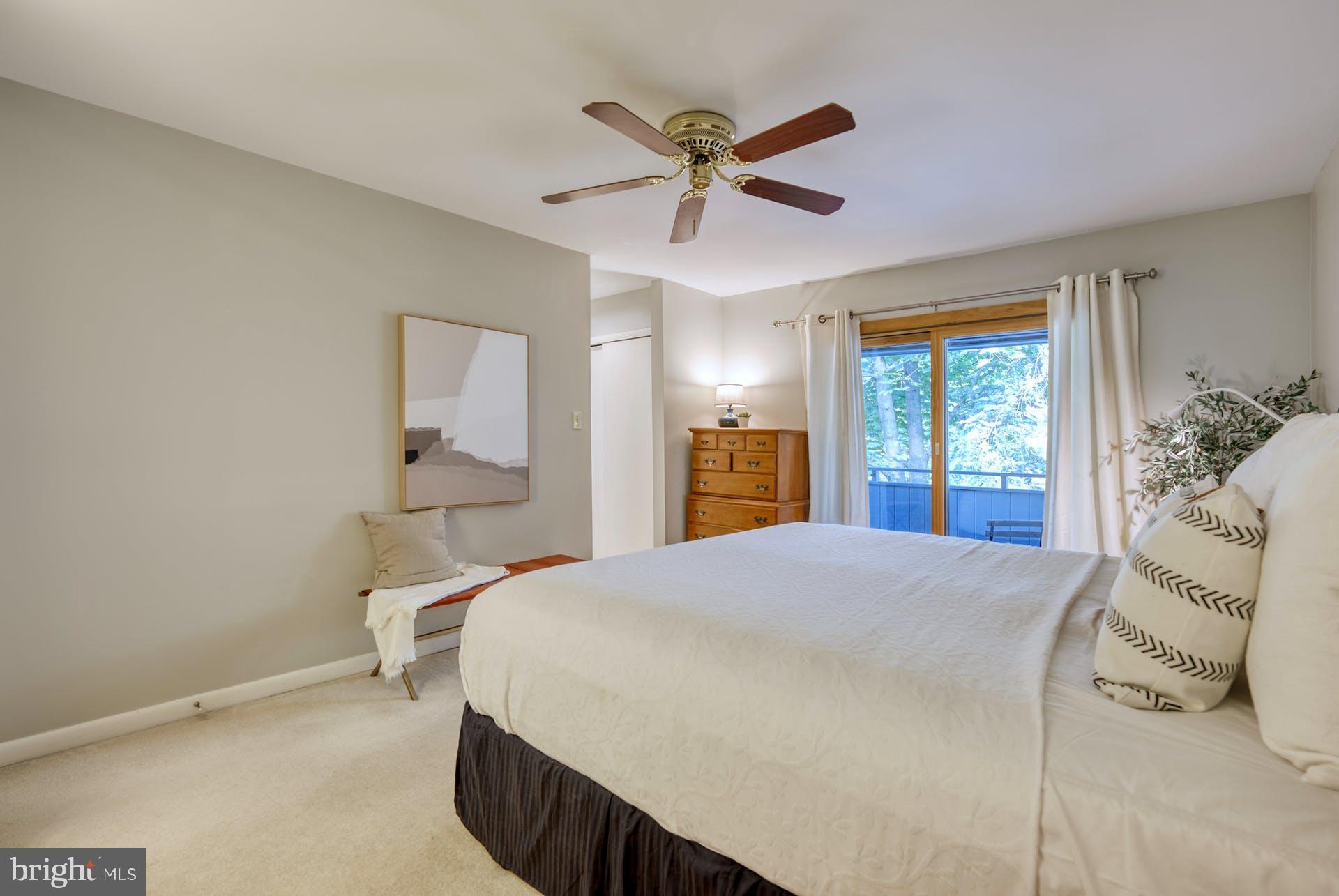2023 Approach Lane Reston, VA 20191 - Photo 20 of 30 Primary Suite