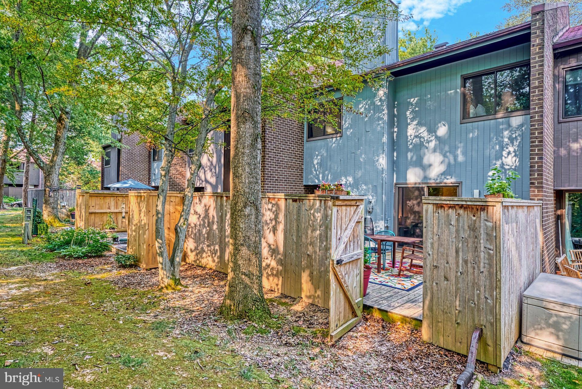 2023 Approach Lane Reston, VA 20191 - Photo 28 of 30 Rear of the home