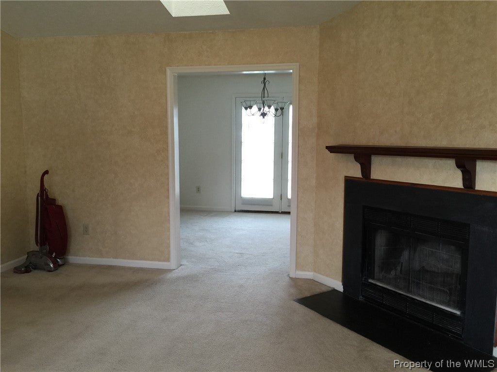29 Rotherham Lane Hampton, VA 23666 - Photo 2 of 9 Gallery Image 2