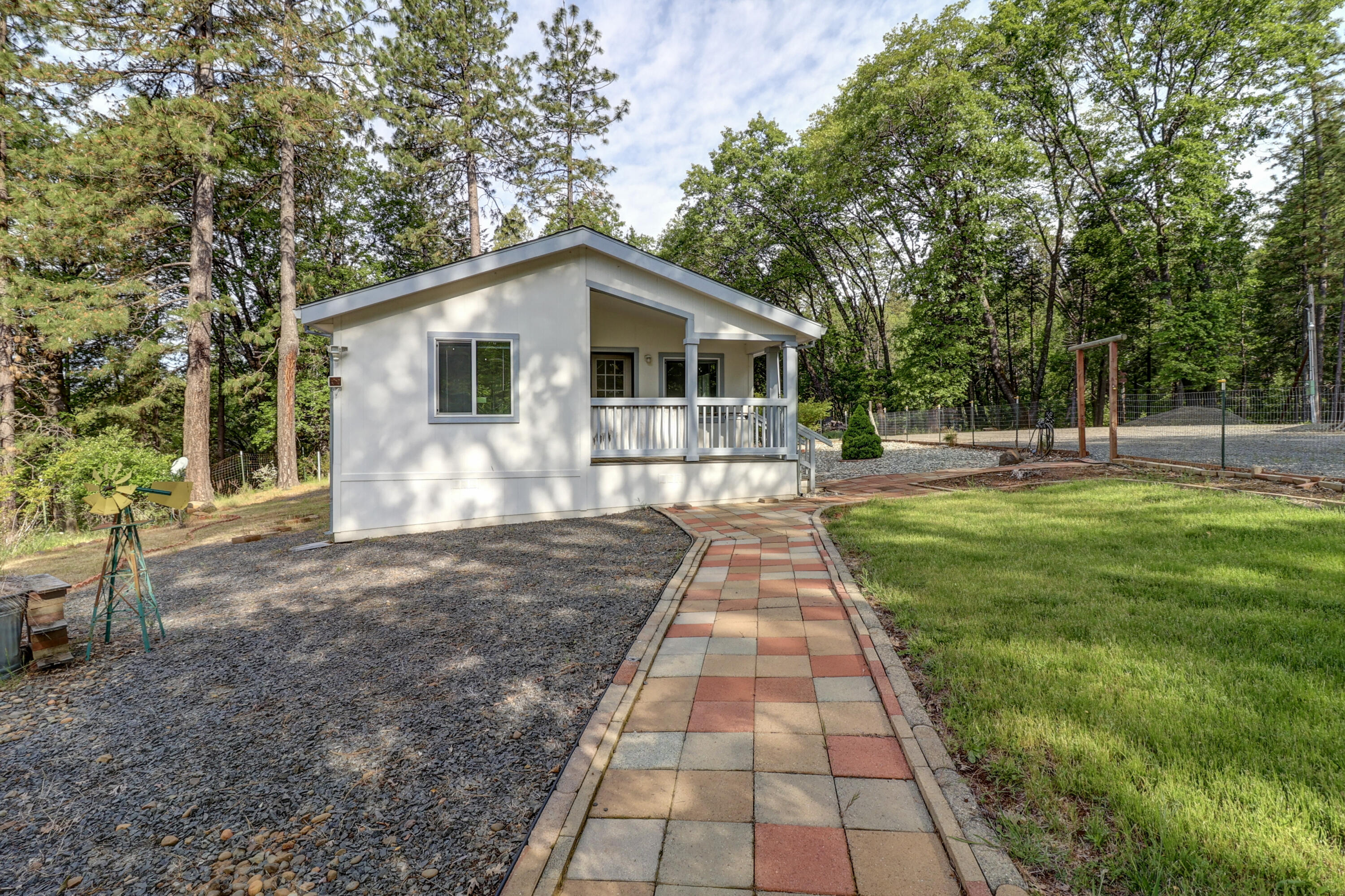 14935 Oak Run Road Oak Run, CA 96069 - Photo 28 of 46 14935 Oak Run Rd