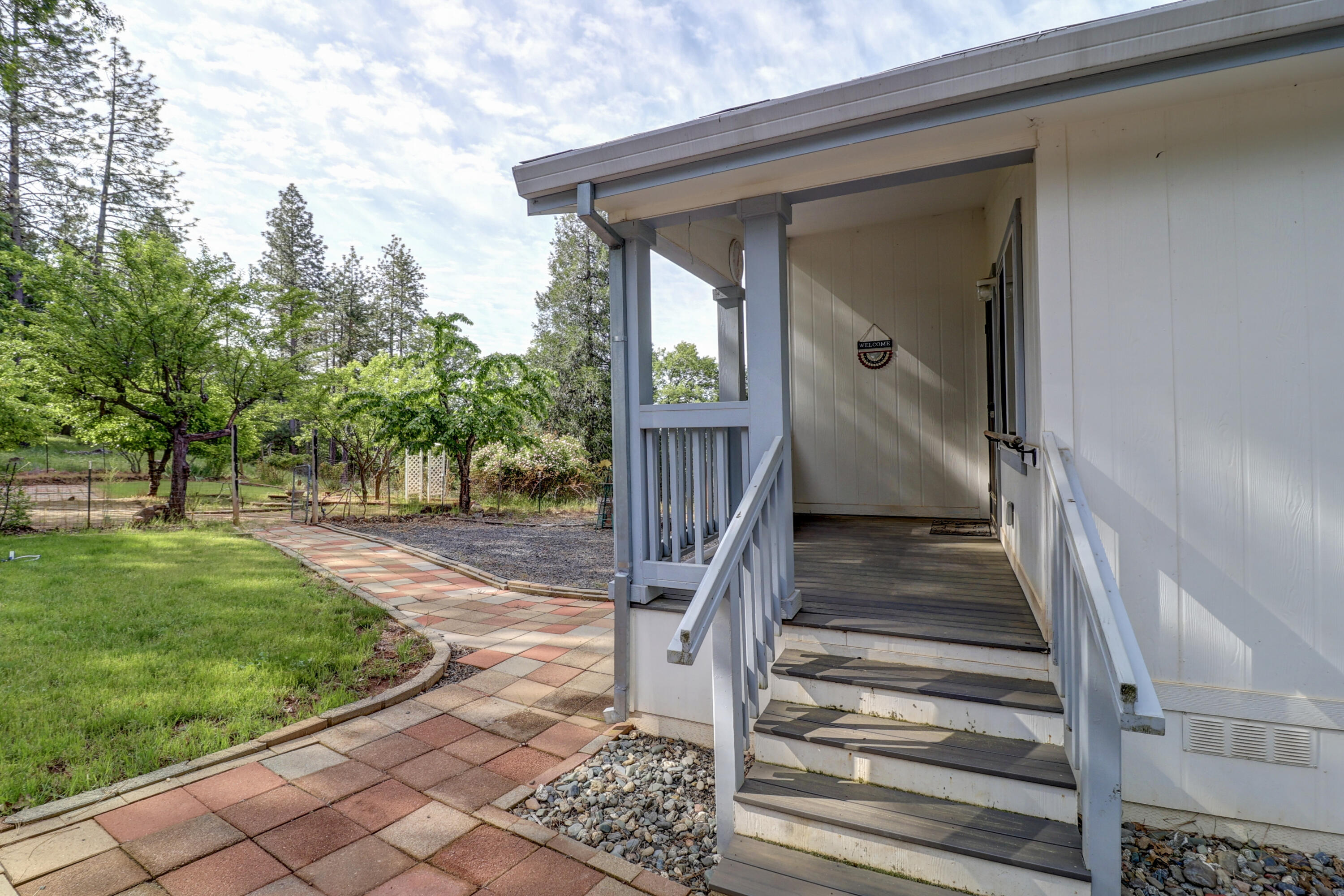 14935 Oak Run Road Oak Run, CA 96069 - Photo 35 of 46 Covered Porch