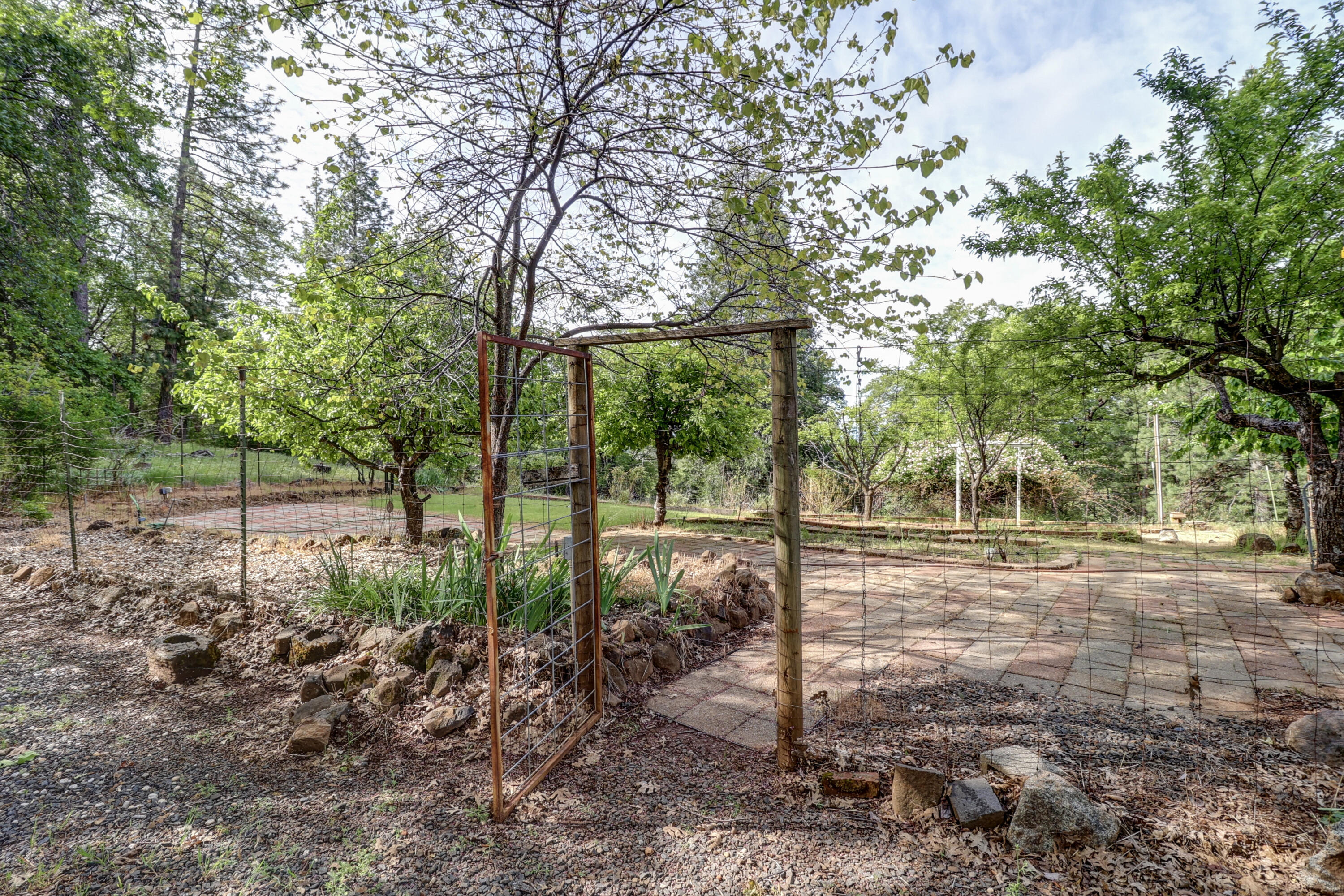 14935 Oak Run Road Oak Run, CA 96069 - Photo 38 of 46 14935 Oak Run Rd