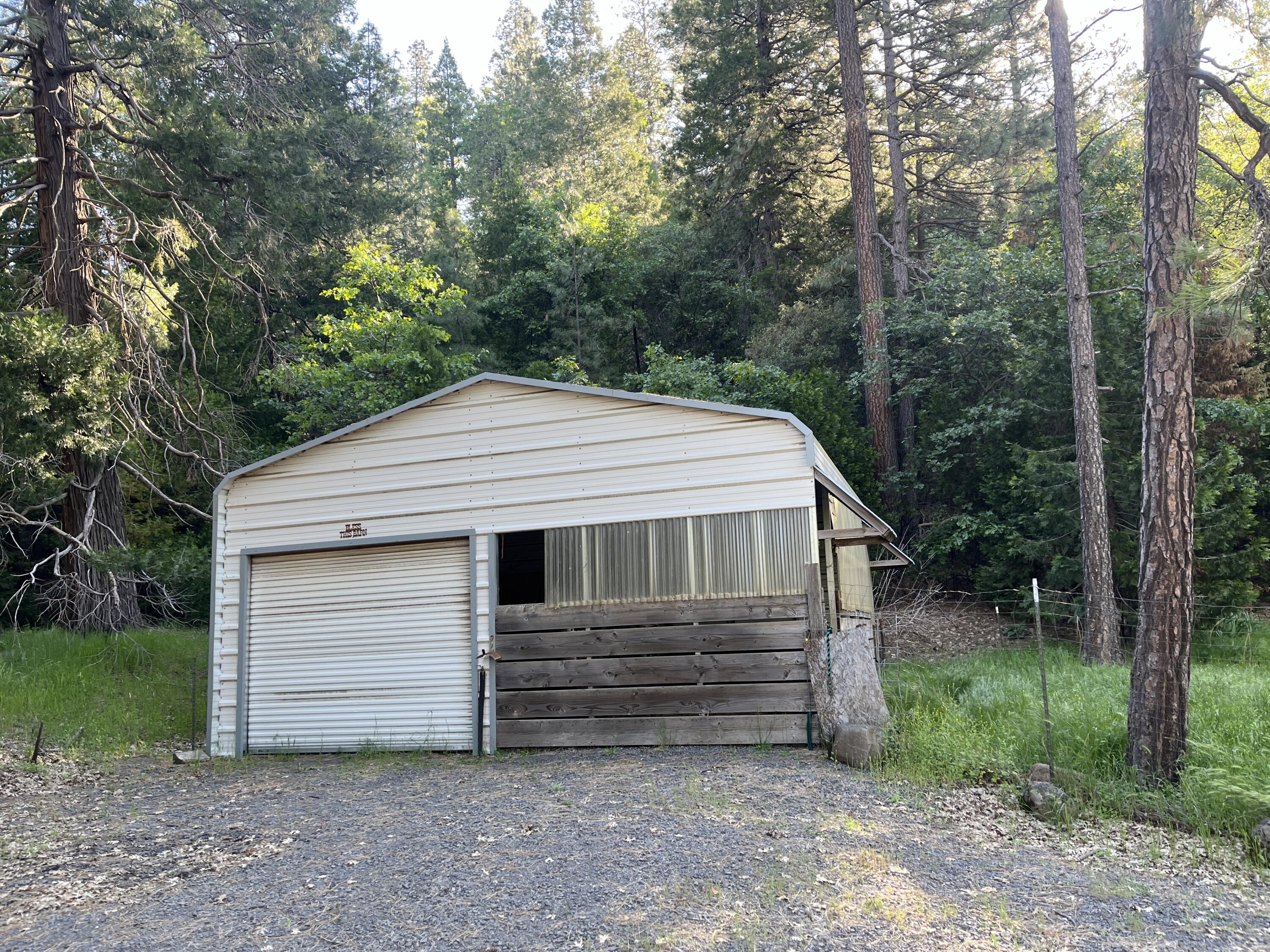 14935 Oak Run Road Oak Run, CA 96069 - Photo 41 of 46 Barn