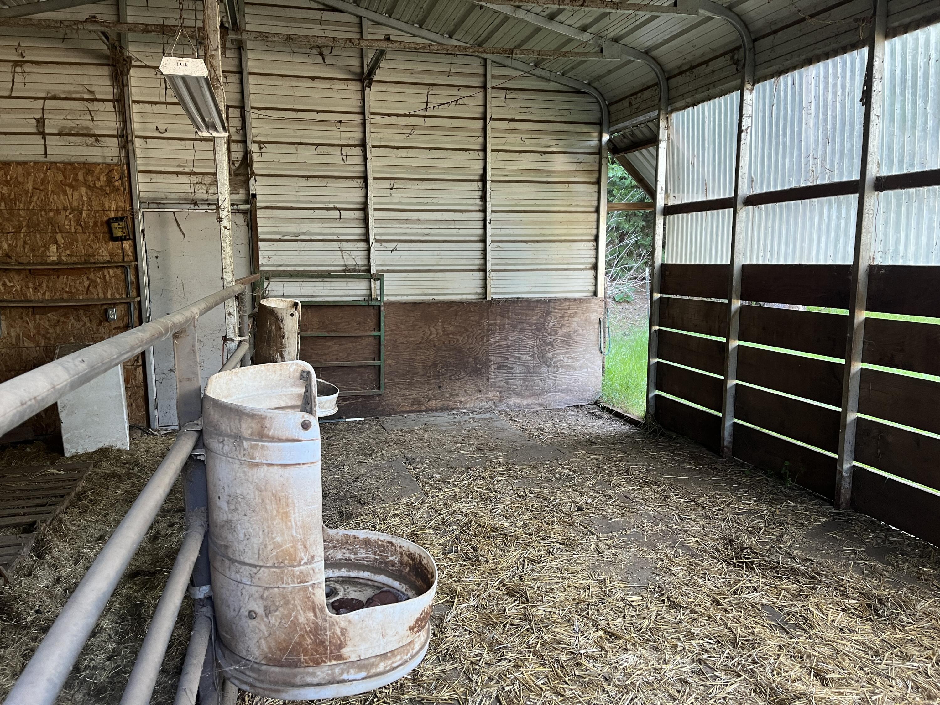 14935 Oak Run Road Oak Run, CA 96069 - Photo 42 of 46 Barn