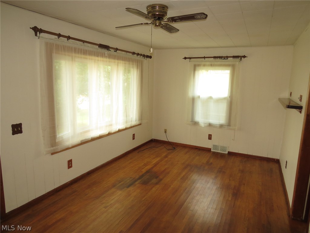 4625 Ridge Avenue Southeast Canton, OH 44707 - Photo 2 of 8 Gallery Image 2