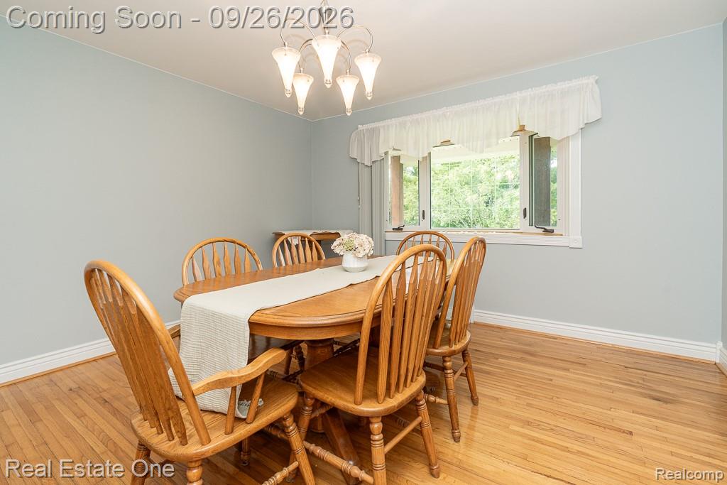 11095 Hogan Road Gaines, MI 48436 - Photo 14 of 47 Dining room off the foyer with bay window.