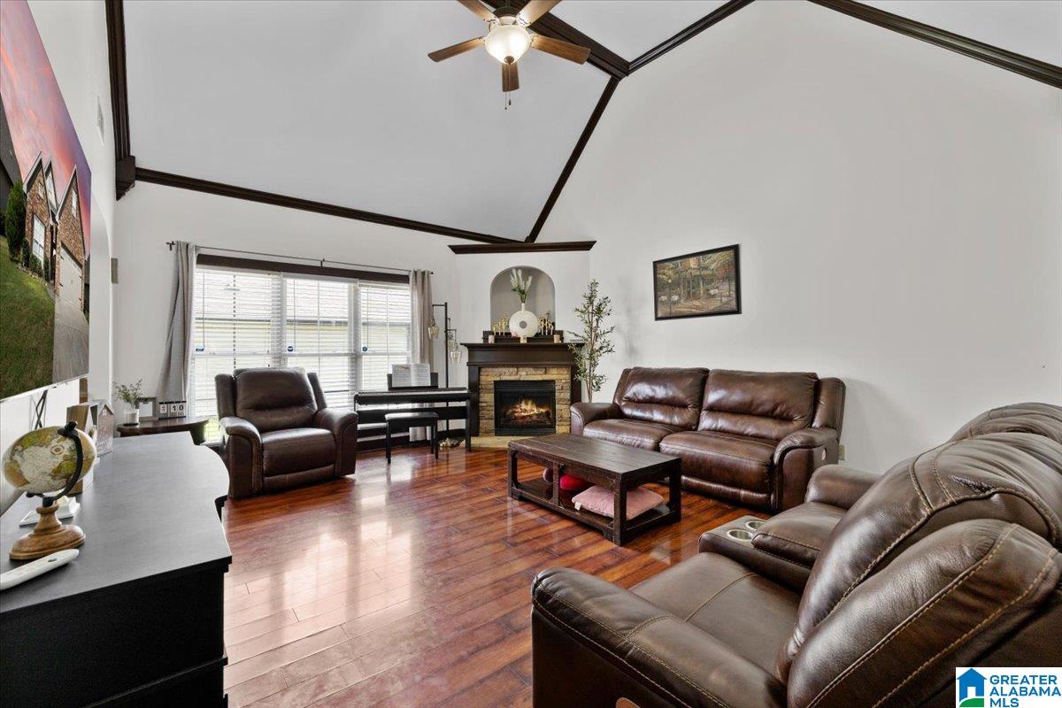 1017 Emerald Ridge Drive Calera, AL 35040 - Photo 3 of 26 Gallery Image 3