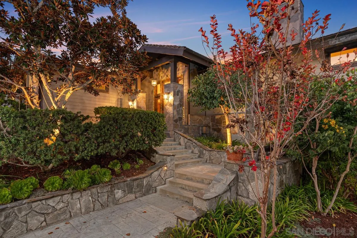 2542 5th Street Encinitas, CA 92024 - Photo 5 of 11 Gallery Image 5