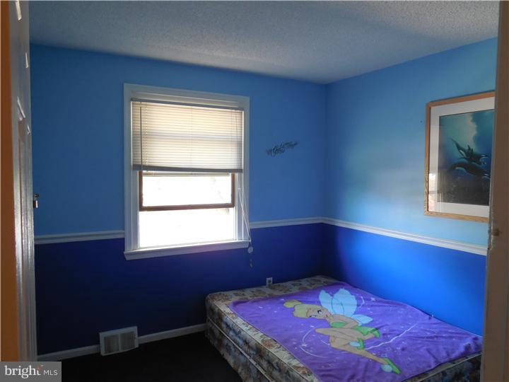 2419 Weir Road Aston, PA 19014 - Photo 10 of 25 Bedroom 3