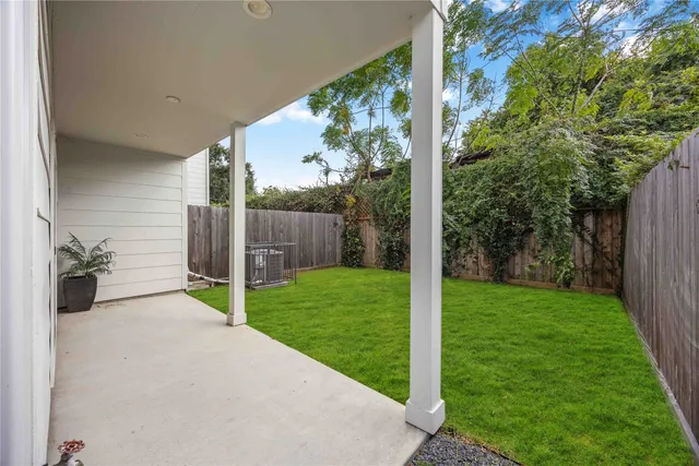 a view of a backyard with garden