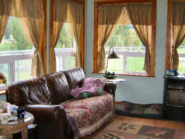 2124 C Swiss Valley Road Addy, WA 99101 - Photo 3 of 9