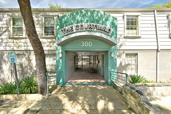 $449,000 | 300 Crockett Street, Unit 116, Austin, TX 78704