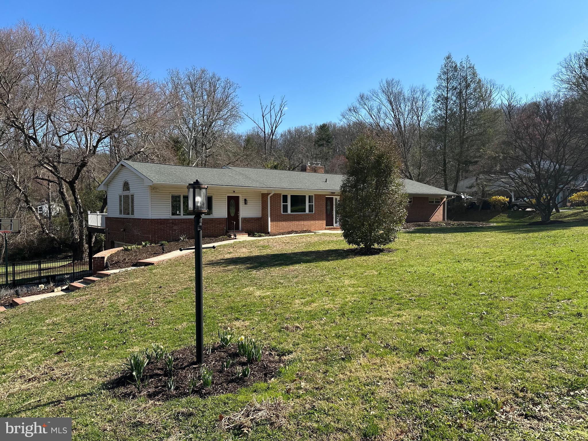 802 Stone Barn Road Towson, MD 21286 - Photo 3 of 20