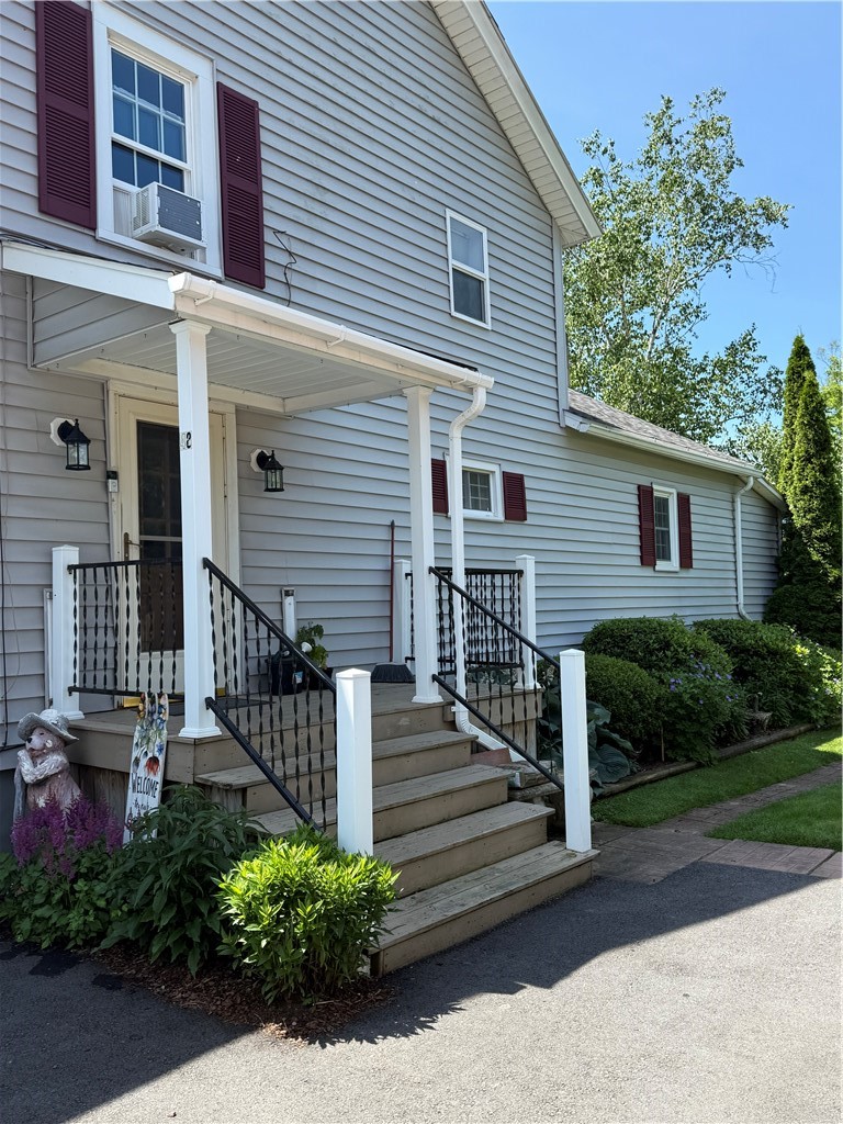 48 South Main Street Sherburne, NY 13460 - Photo 4 of 48
