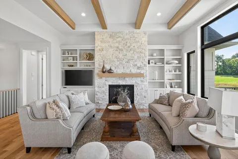 $2,073,000 | 18445 Northome Boulevard, Wayzata, MN 55391