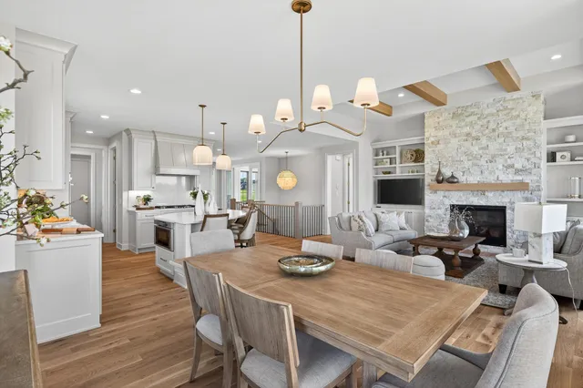 $2,073,000 | 18445 Northome Boulevard, Wayzata, MN 55391