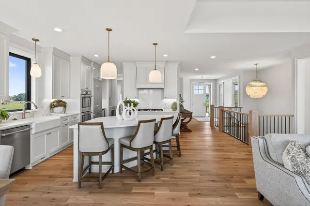 $2,073,000 | 18445 Northome Boulevard, Wayzata, MN 55391