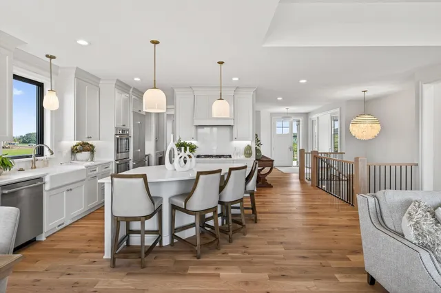 $2,073,000 | 18445 Northome Boulevard, Wayzata, MN 55391