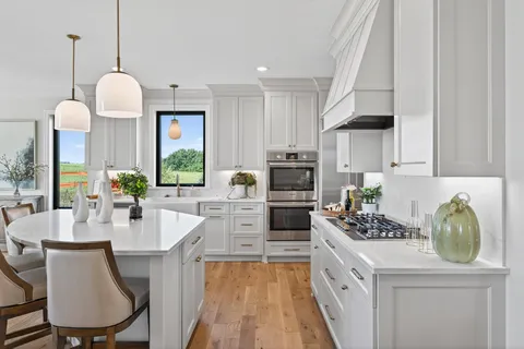 $2,073,000 | 18445 Northome Boulevard, Wayzata, MN 55391