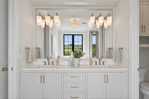 $2,073,000 | 18445 Northome Boulevard, Wayzata, MN 55391