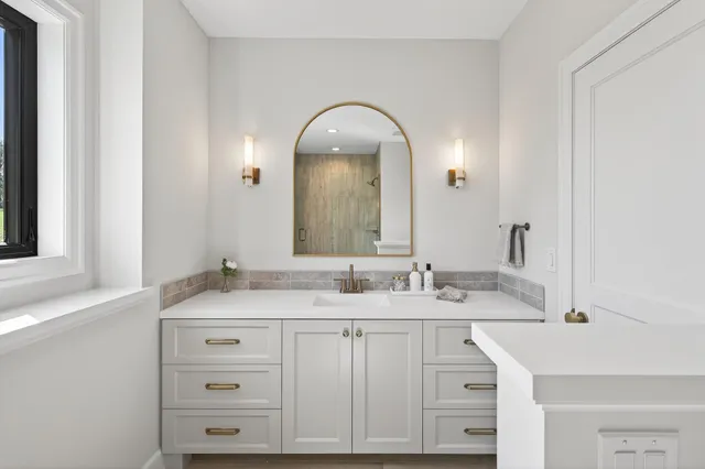 $2,073,000 | 18445 Northome Boulevard, Wayzata, MN 55391