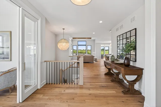 $2,073,000 | 18445 Northome Boulevard, Wayzata, MN 55391