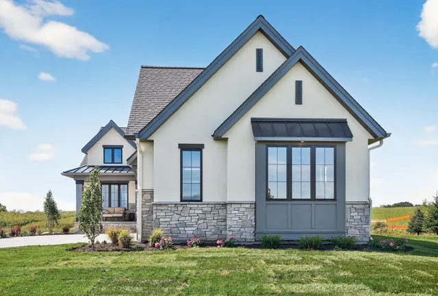 $2,073,000 | 18445 Northome Boulevard, Wayzata, MN 55391