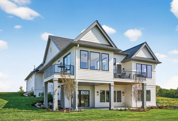 $2,073,000 | 18445 Northome Boulevard, Wayzata, MN 55391