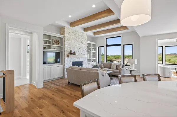 $2,073,000 | 18445 Northome Boulevard, Wayzata, MN 55391