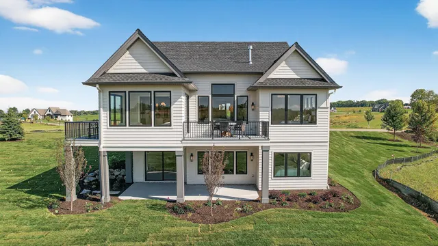 $2,073,000 | 18445 Northome Boulevard, Wayzata, MN 55391