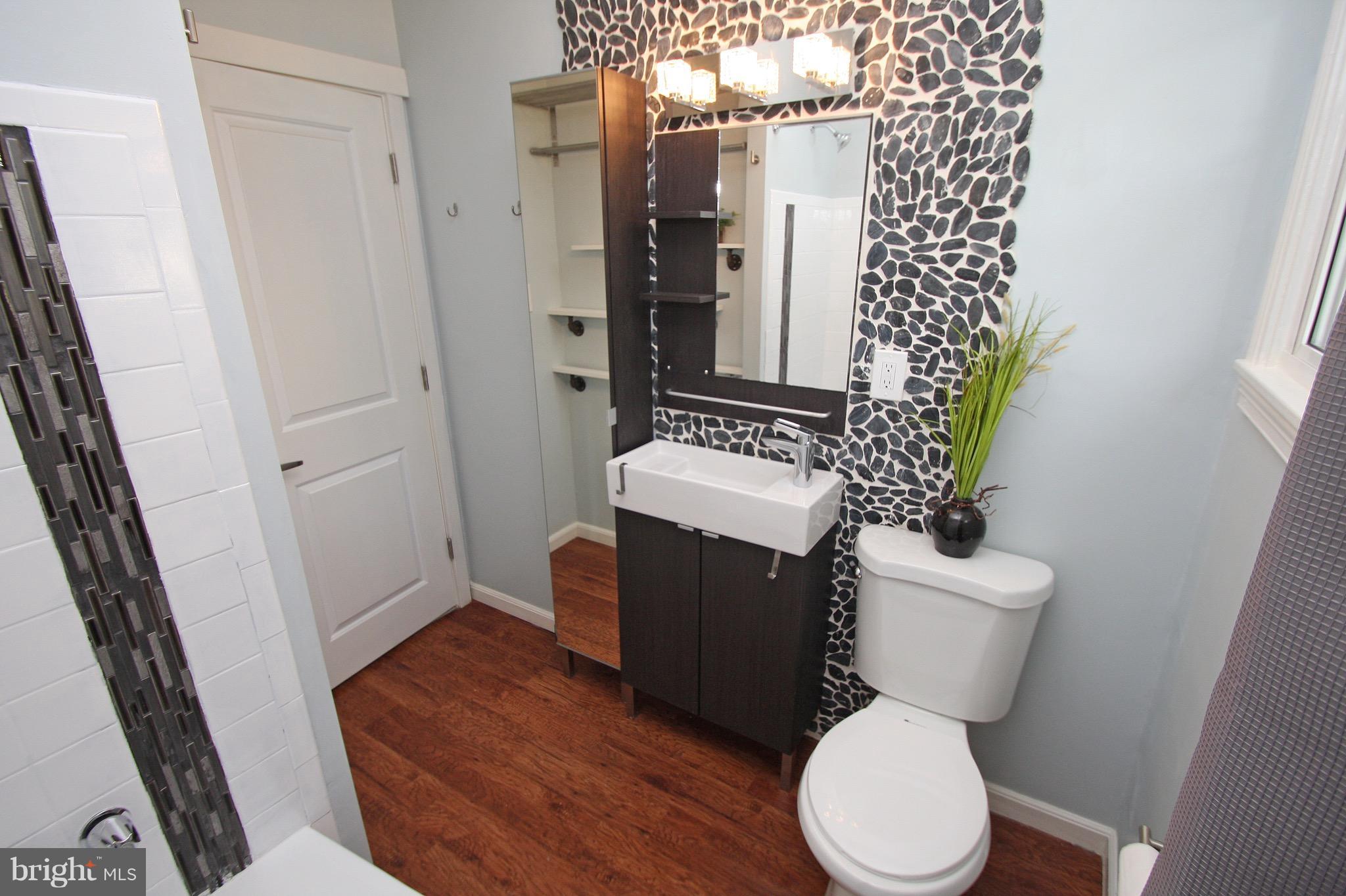 14 Peach Road Elkton, MD 21921 - Photo 15 of 29 Renovated Full Bath