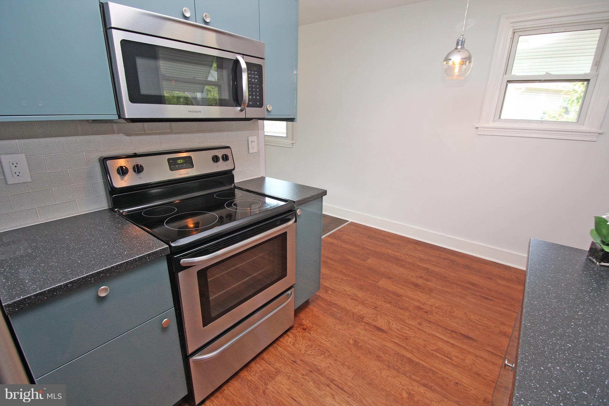 14 Peach Road Elkton, MD 21921 - Photo 5 of 29 Kitchen- soft close drawers, stainless steel
