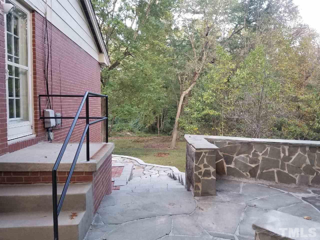 3404 Mason Place Raleigh, NC 27604 - Photo 2 of 21