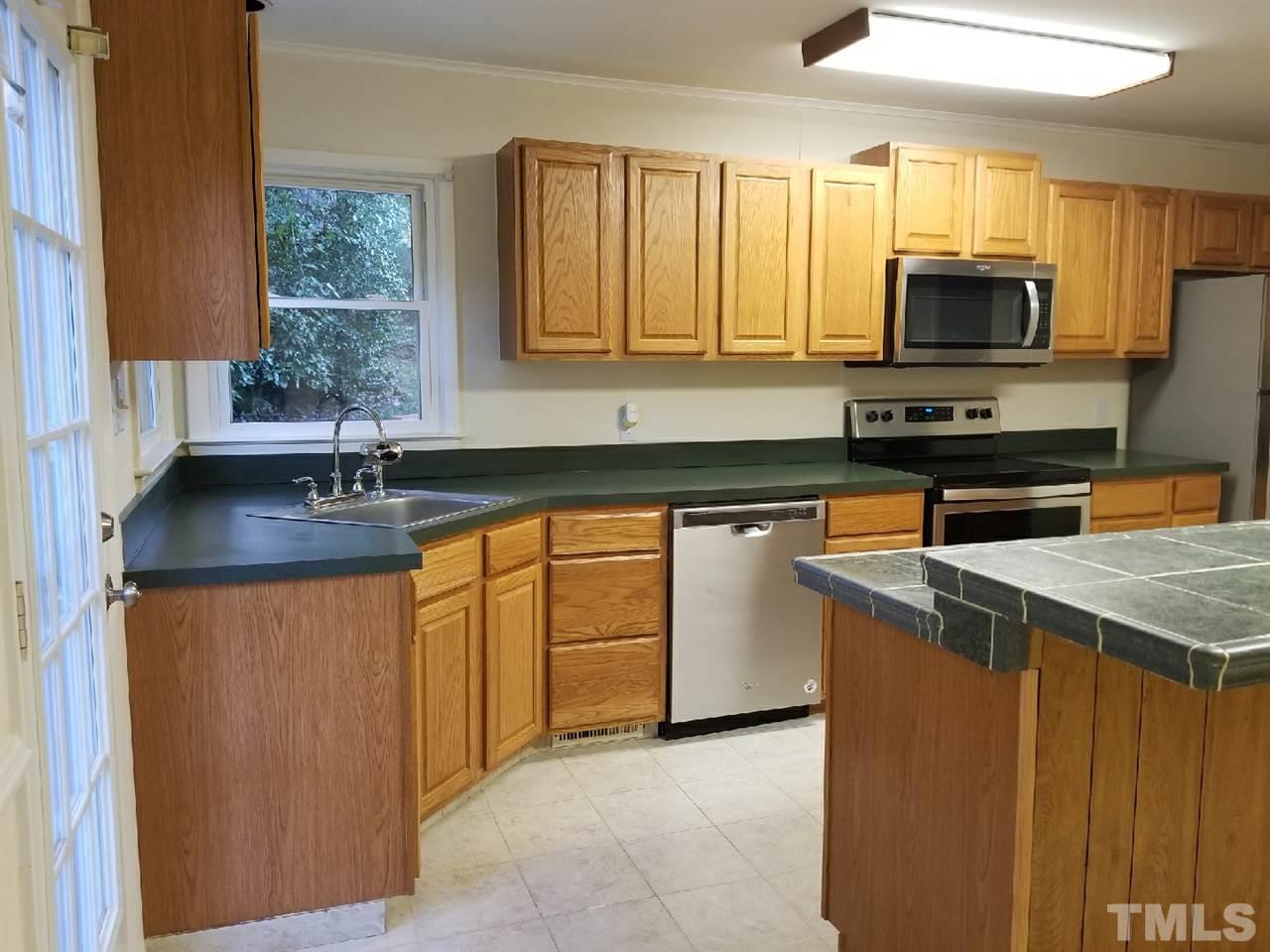 3404 Mason Place Raleigh, NC 27604 - Photo 3 of 21