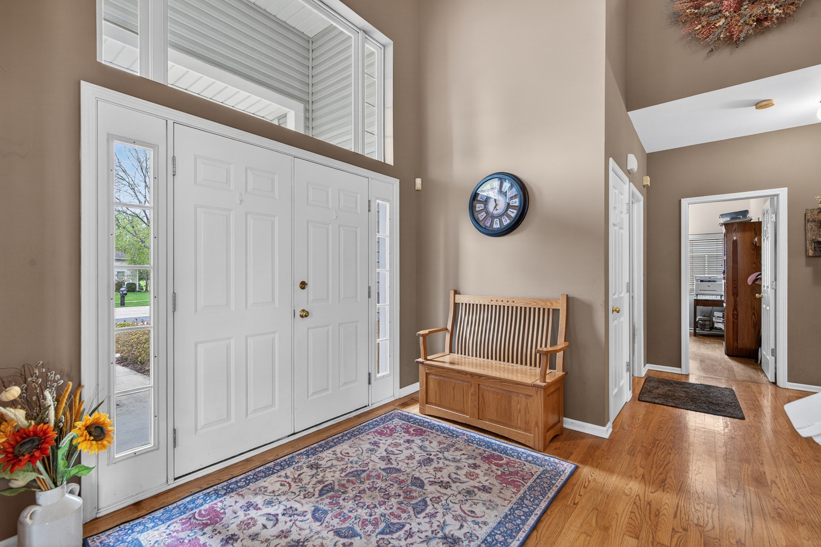 1160 Heavens Gate Lake In The Hills, IL 60156 - Photo 8 of 49 a view of an entryway with a rug